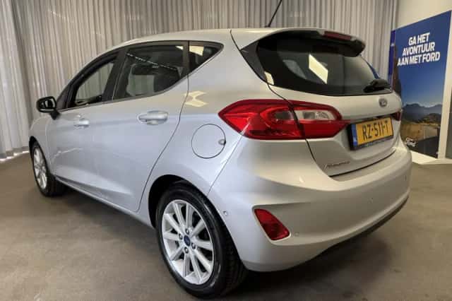 Ford Fiesta (2018) thumbnail 6