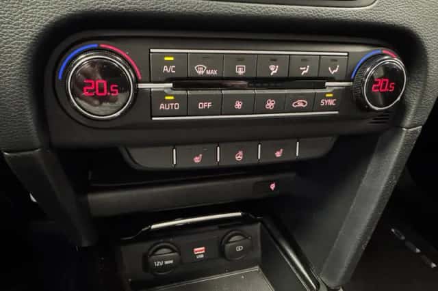 Kia Ceed Sportswagon (2022) thumbnail 15