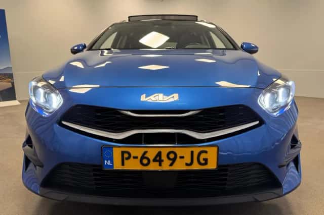 Kia Ceed Sportswagon (2022) thumbnail 7