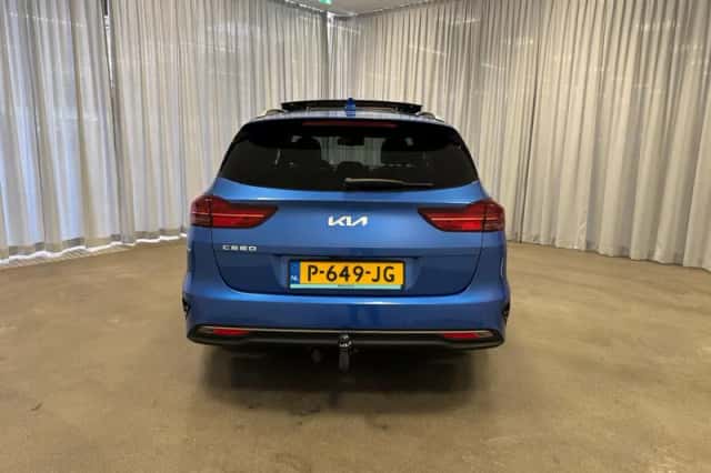 Kia Ceed Sportswagon (2022) thumbnail 9