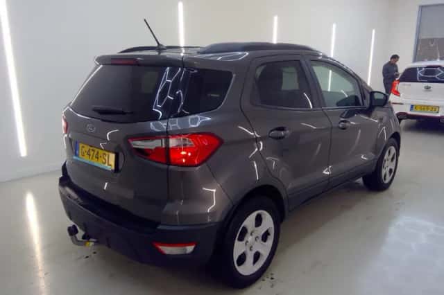 Ford EcoSport (2019) thumbnail 3