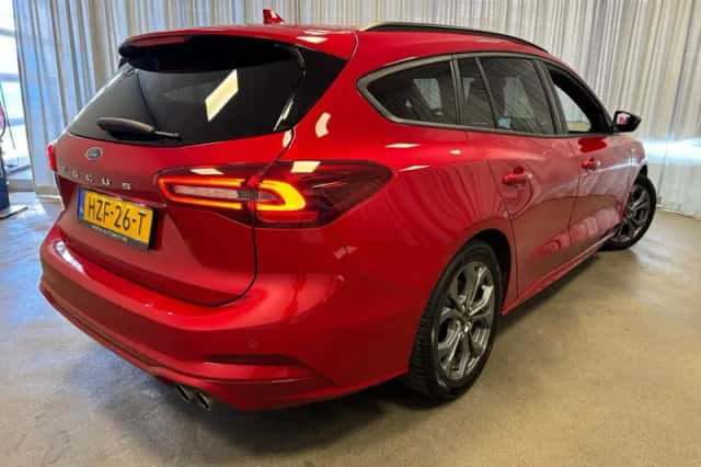 Ford Focus (2025) thumbnail 2