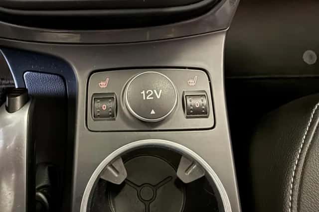 Ford Kuga (2016) thumbnail 27