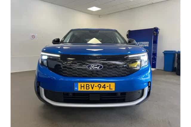 Ford Explorer (2025) thumbnail 6
