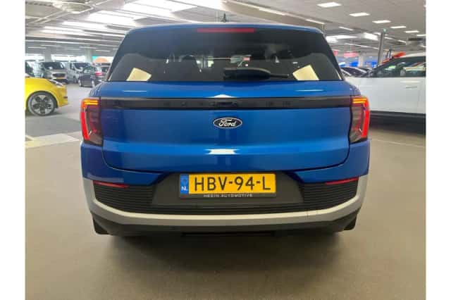 Ford Explorer (2025) thumbnail 8