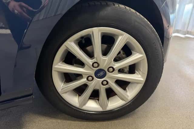 Ford Fiesta (2019) thumbnail 5