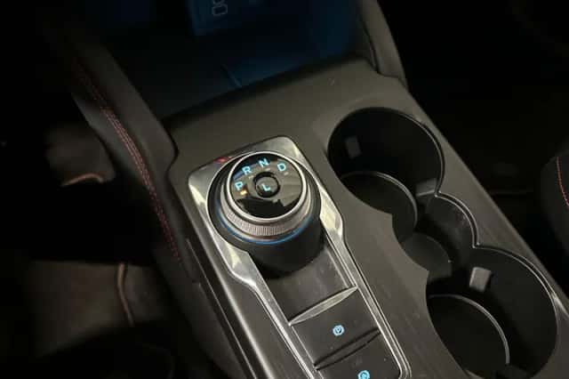 Ford Kuga (2023) thumbnail 16