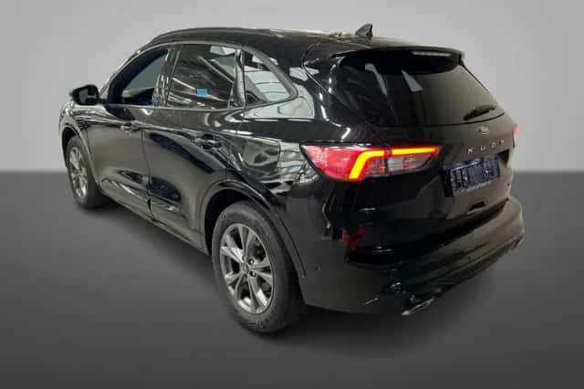 Ford Kuga (2023) thumbnail 3