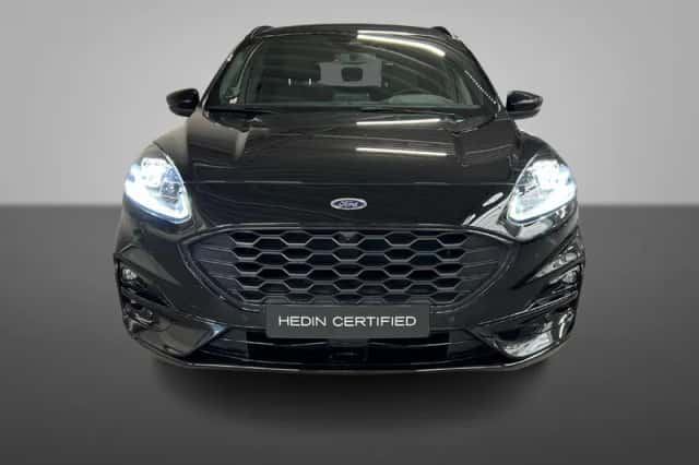Ford Kuga (2023) thumbnail 4