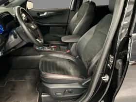 Ford Kuga (2023) thumbnail 6