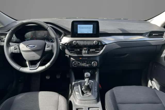 Ford Kuga (2020) thumbnail 3