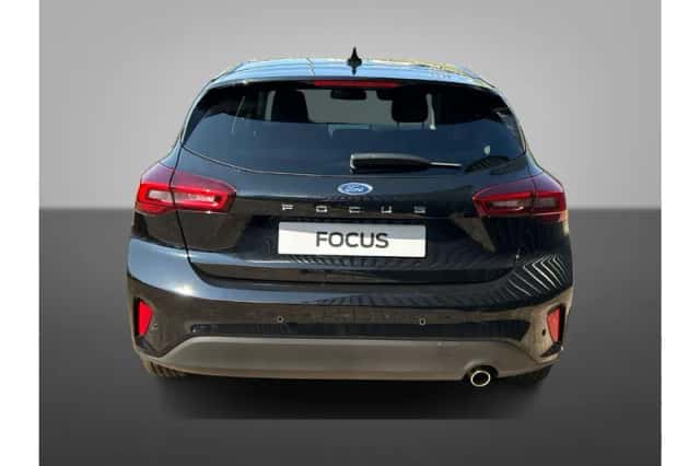 Ford Focus (2025) thumbnail 3
