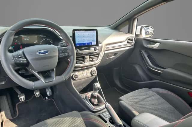Ford Fiesta (2020) thumbnail 3
