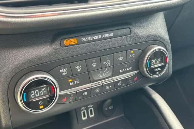 Ford Kuga (2021) thumbnail 11