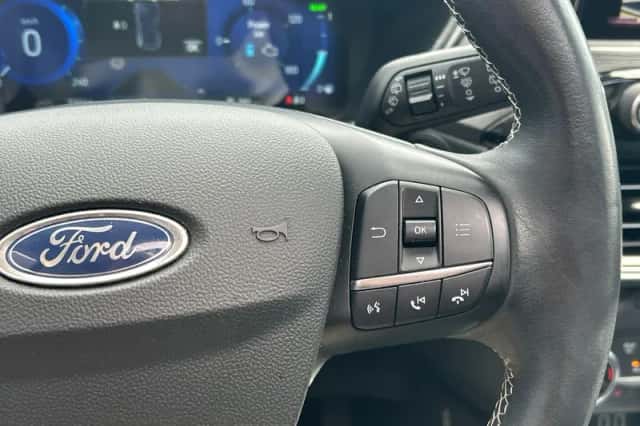 Ford Kuga (2021) thumbnail 15