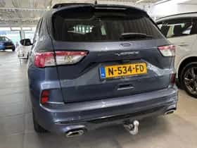 Ford Kuga (2021) thumbnail 3