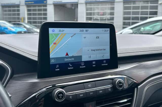 Ford Kuga (2021) thumbnail 9