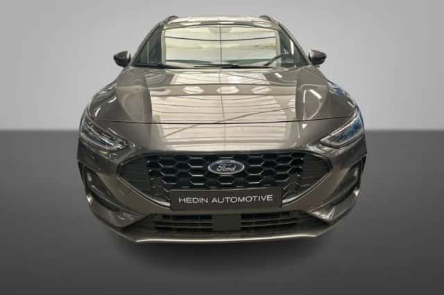 Ford Focus (2025) thumbnail 3