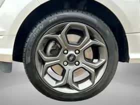 Ford EcoSport (2019) thumbnail 14