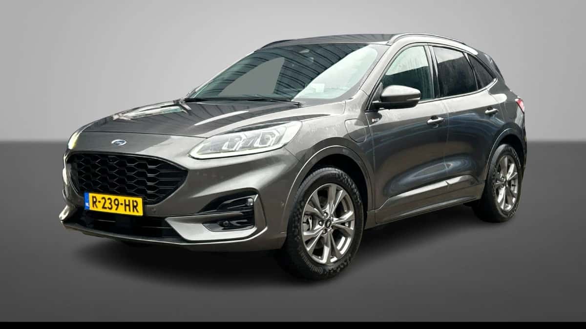 Ford Kuga (2021) — foto 1
