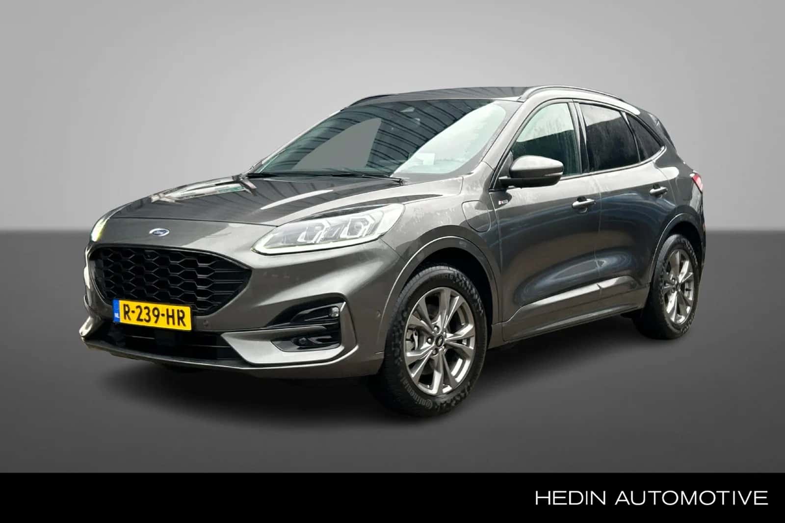 Ford Kuga (2021) — foto 1