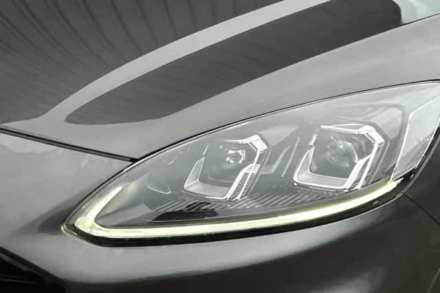 Ford Kuga (2021) thumbnail 12