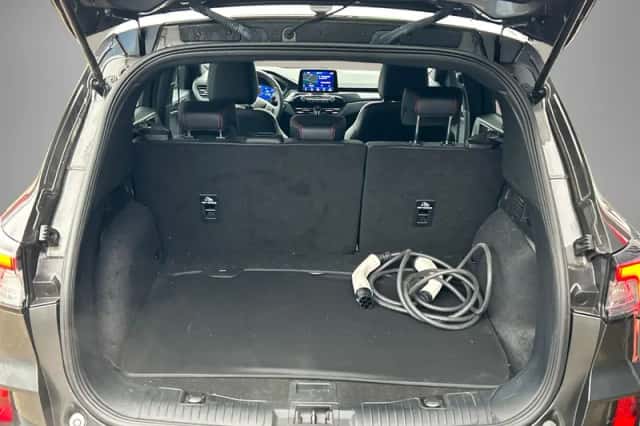 Ford Kuga (2021) thumbnail 13