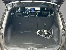 Ford Kuga (2021) thumbnail 13