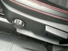 Ford Kuga (2021) thumbnail 17