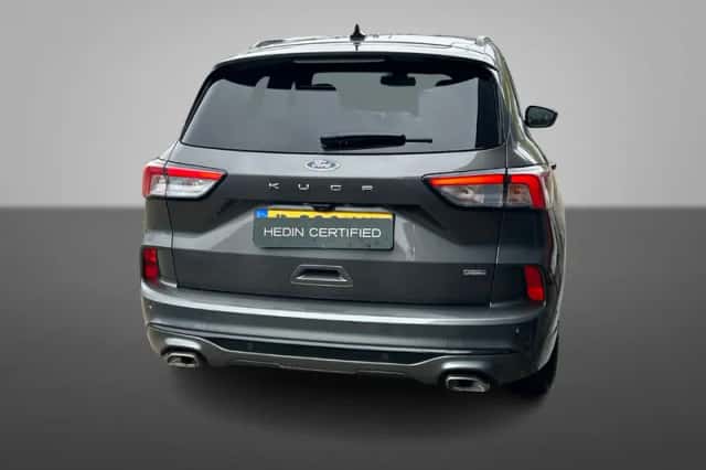 Ford Kuga (2021) thumbnail 3