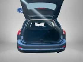 Ford Focus (2019) thumbnail 8
