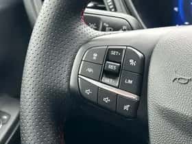 Ford Kuga (2022) thumbnail 15
