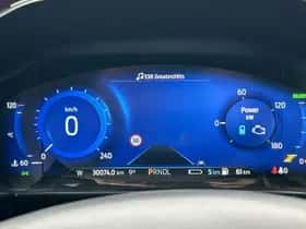 Ford Kuga (2022) thumbnail 17