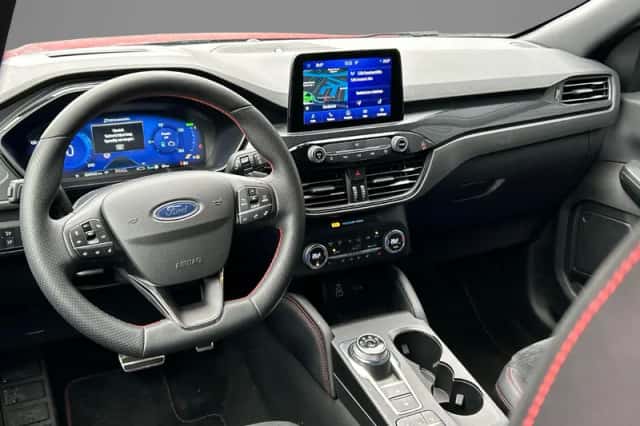 Ford Kuga (2022) thumbnail 8