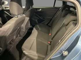 Ford Focus (2024) thumbnail 12
