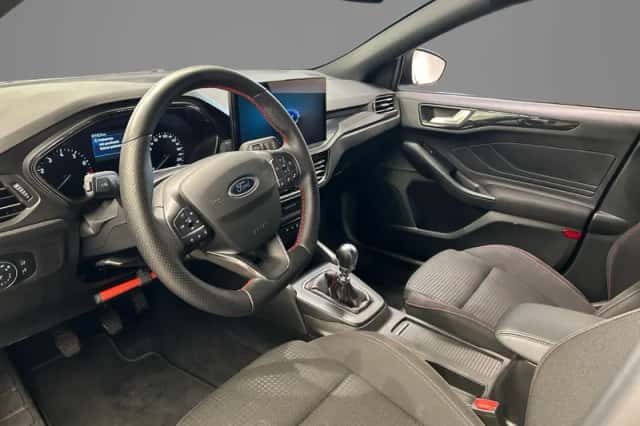 Ford Focus (2024) thumbnail 9