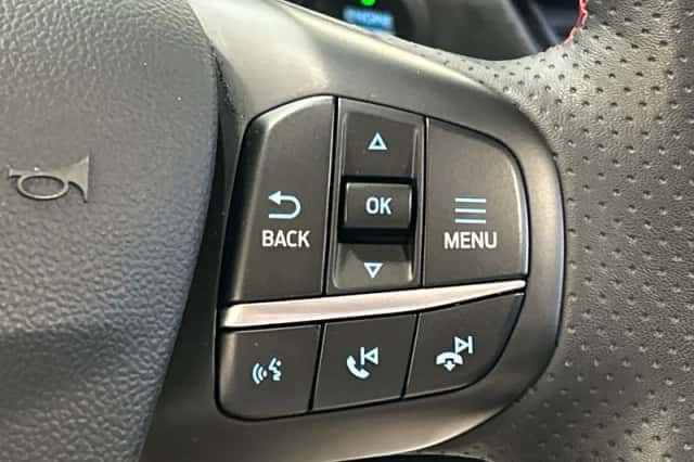 Ford Kuga (2022) thumbnail 15