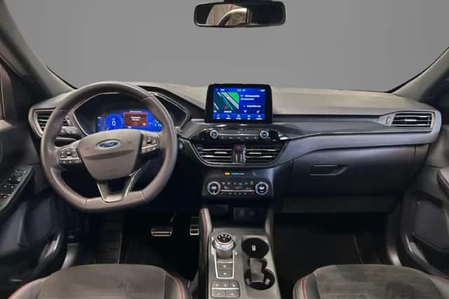 Ford Kuga (2022) thumbnail 3