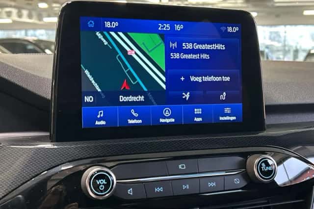 Ford Kuga (2022) thumbnail 21