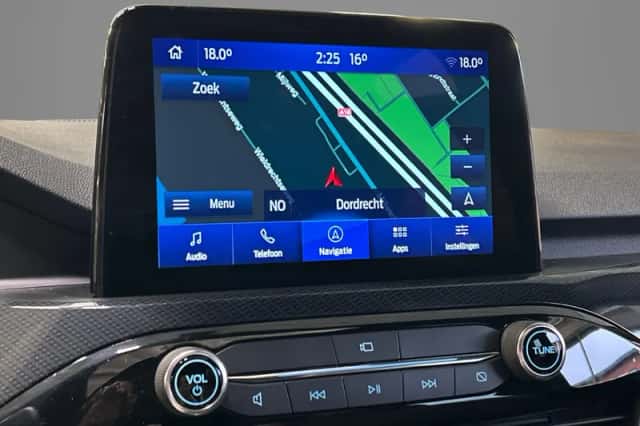 Ford Kuga (2022) thumbnail 10