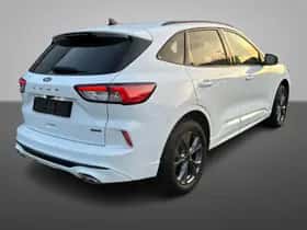 Ford Kuga (2022) thumbnail 2