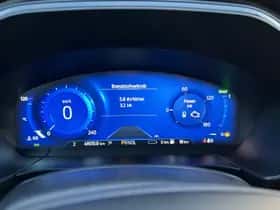 Ford Kuga (2022) thumbnail 6