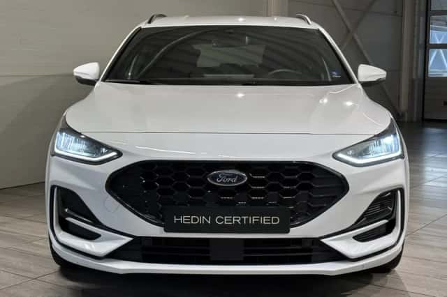 Ford Focus (2024) thumbnail 6