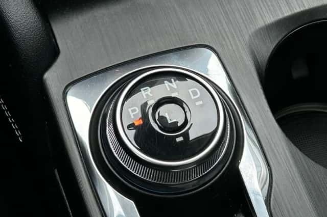 Ford Kuga (2022) thumbnail 16