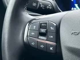 Ford Kuga (2022) thumbnail 18