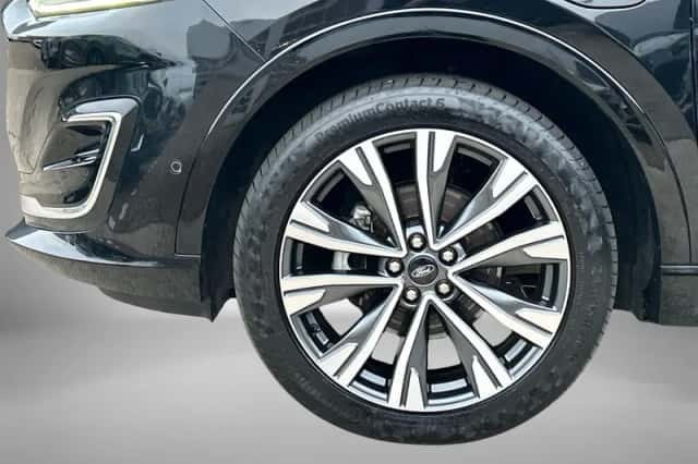 Ford Kuga (2022) thumbnail 21