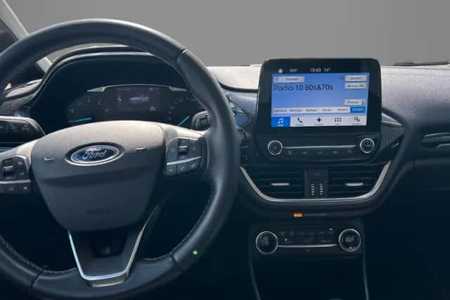Ford Fiesta (2018) thumbnail 3
