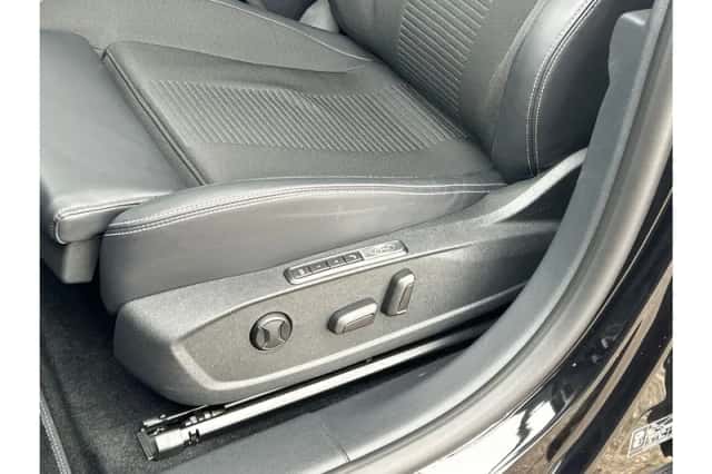 Ford Explorer (2024) thumbnail 18