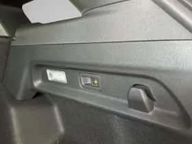 Ford Explorer (2024) thumbnail 10