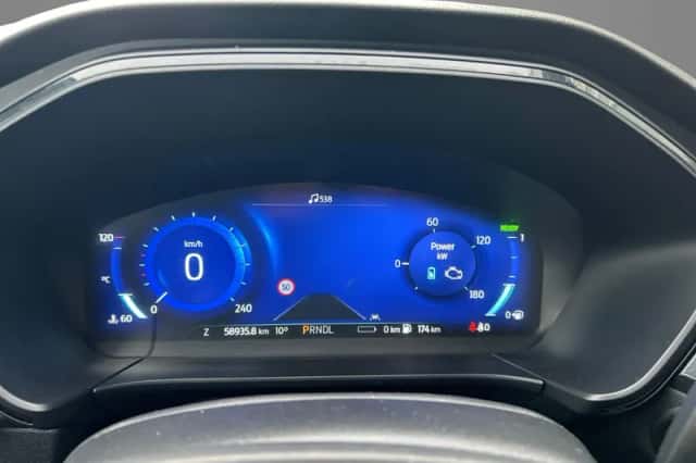 Ford Kuga (2022) thumbnail 11